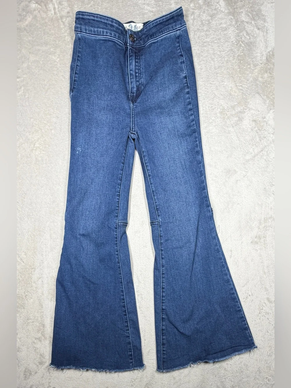 FP We the Free Cropped Flare Retro Hippie Raw Hem High Rise Blue Jeans Size 26